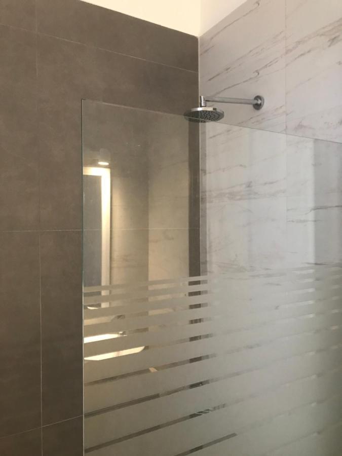 Departamento completo y Habitaciones en Suite Balcarce Ciudad Autónoma de Ciudad Autónoma de Buenos Aires Exterior foto